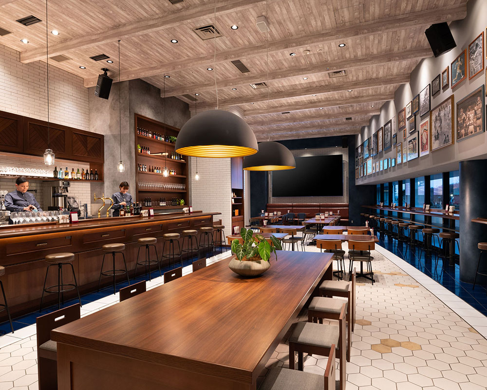 公式】Brew33 Bar｜東京ビッグサイト近くのホテル【ダブルツリーby